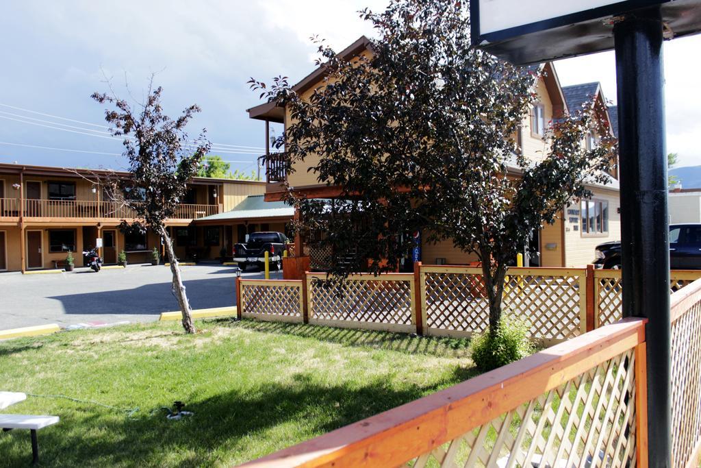 Country Motor Inn Livingston Exterior foto